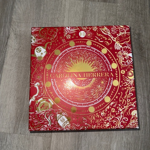 2/$15 Carolina Herrera Vibrant Red and Gold Decorative Empty Box - Picture 1 of 3